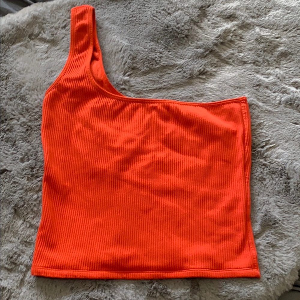 Dynamite Ribbed One Shoulder Crop Top